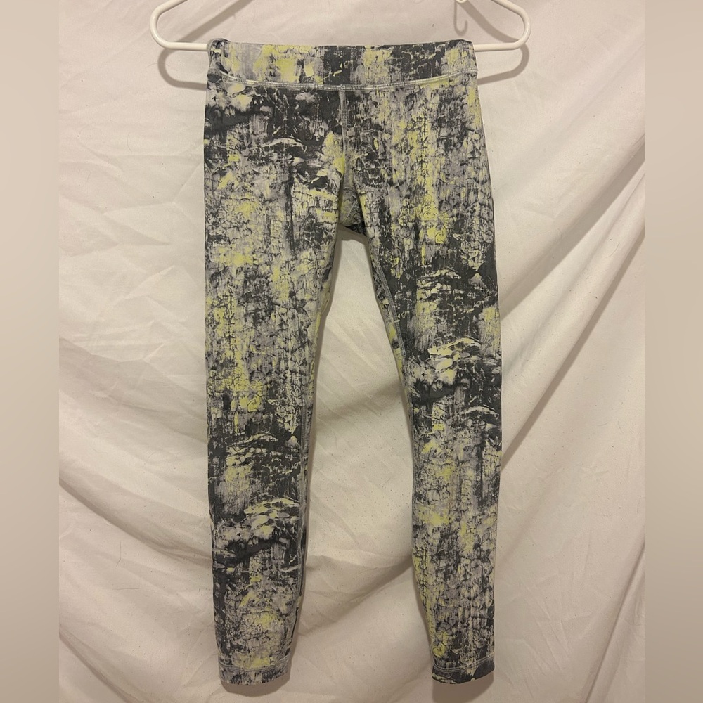 LULULEMON athletica women’s wunder train 28” Legging